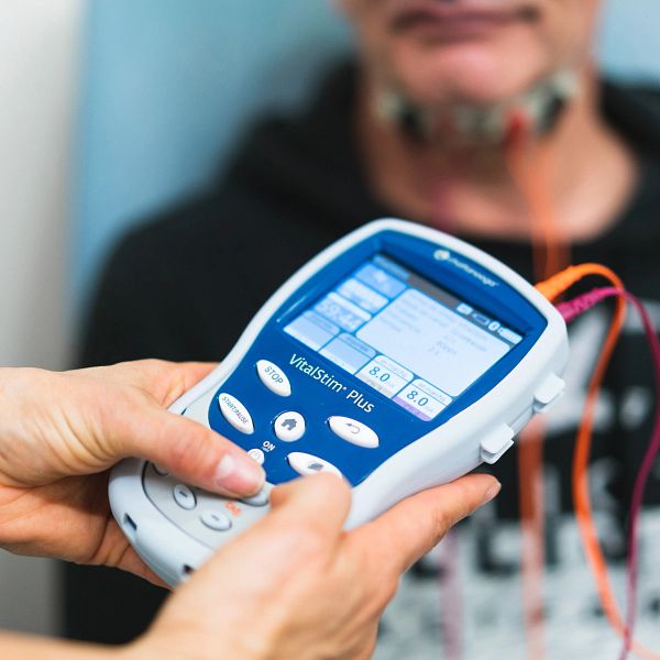 VitalStim® Plus Electroterapia | sEMG Biofeedback Chattanooga